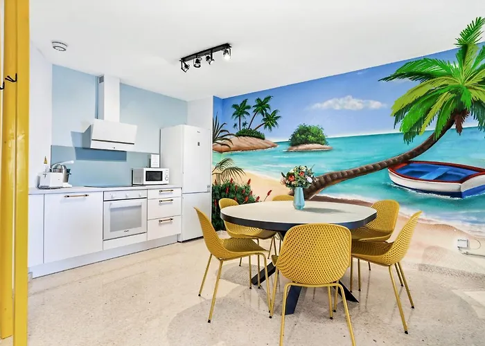 First Line! Art-apartment On The Seafront Of With Swimming Pool Marbella