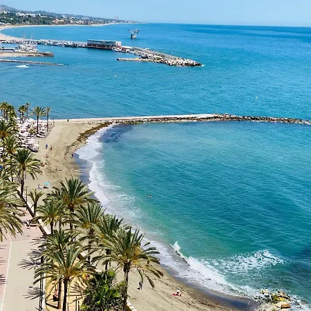 First Line! Art-apartment On The Seafront Of With Swimming Pool דירה מארבלה