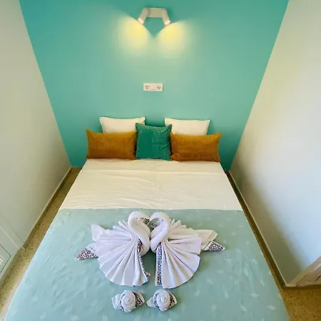 First Line! Art-apartment On The Seafront Of With Swimming Pool Appartement