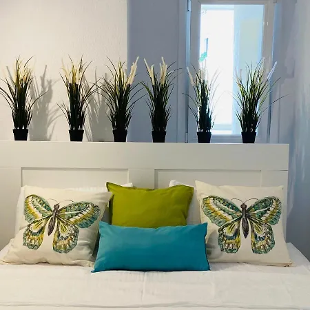First Line! Art-apartment On The Seafront Of With Swimming Pool Apartment Marbella