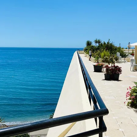 First Line! Art-apartment On The Seafront Of With Swimming Pool Marbella