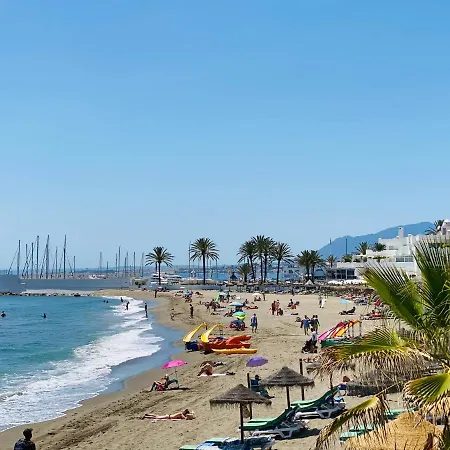 First Line! Art-apartment On The Seafront Of With Swimming Pool Apartment