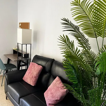 Appartement First Line! Art-apartment On The Seafront Of With Swimming Pool