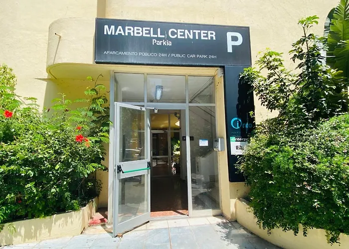 First Line! Art-apartment On The Seafront Of With Swimming Pool *