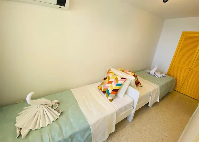 First Line! Art-apartment On The Seafront Of With Swimming Pool شقة ماربيا