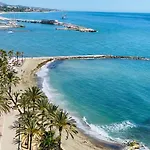 First Line! Art-apartment On The Seafront Of With Swimming Pool Apartament Marbella