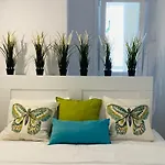 First Line! Art-apartment On The Seafront Of With Swimming Pool Apartament Marbella