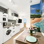Apartament First Line! Art-apartment On The Seafront Of With Swimming Pool *