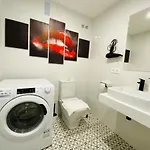 Apartament First Line! Art-apartment On The Seafront Of With Swimming Pool *