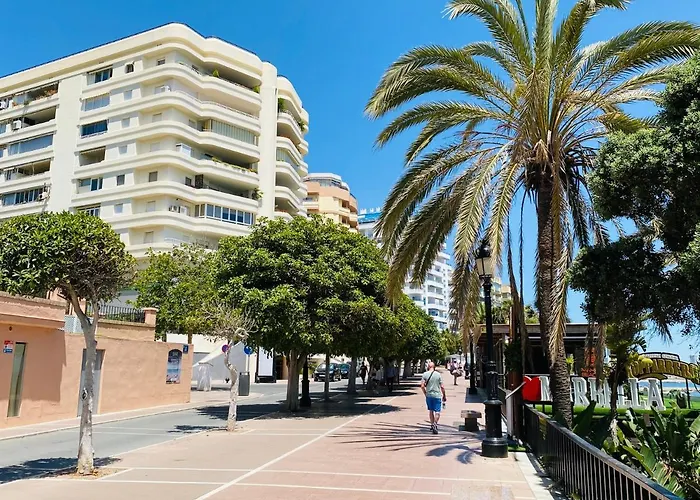 First Line! Art-apartment On The Seafront Of With Swimming Pool 公寓