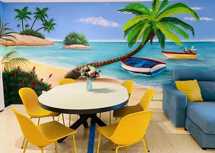 First Line! Art-apartment On The Seafront Of With Swimming Pool דירה מארבלה