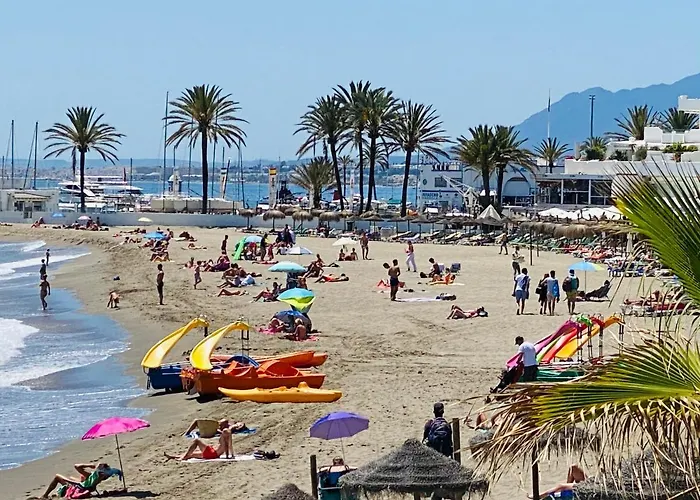 דירה First Line! Art-apartment On The Seafront Of With Swimming Pool מארבלה