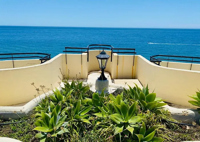 First Line! Art-apartment On The Seafront Of With Swimming Pool